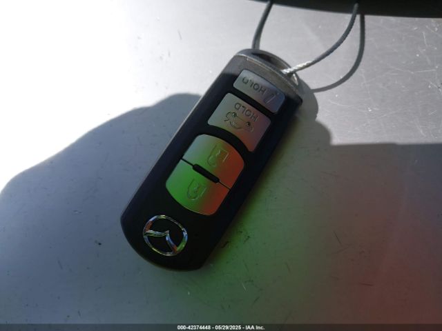 3MZBM1U70GM303830 Mazda pe