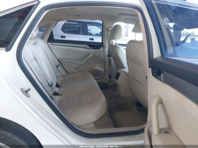 1VWBN7A3XEC087730 Volkswagen Passat 2.0l Tdi Se