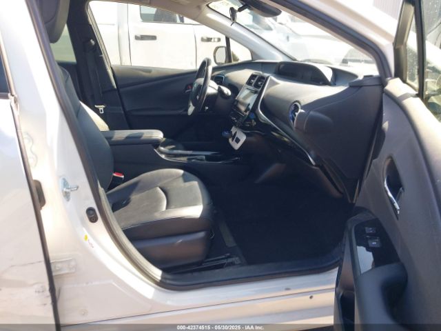 2017 TOYOTA PRIUS JTDKARFUXH3536565 Photo 4
