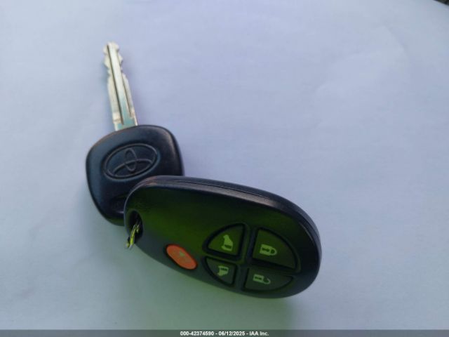 2016 TOYOTA SIENNA 5TDKK3DC3GS759709 Photo 10
