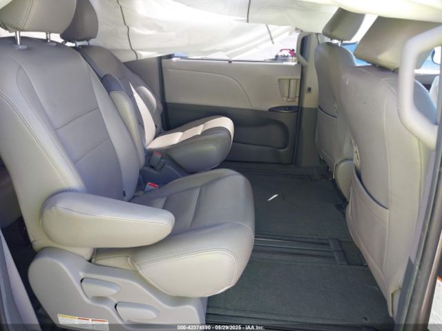 2016 TOYOTA SIENNA 5TDKK3DC3GS759709 Photo 7