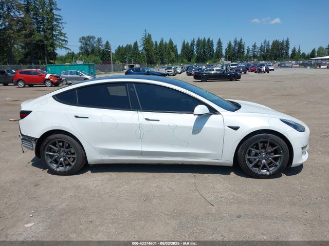 5YJ3E1EB0LF741639 Tesla 2020