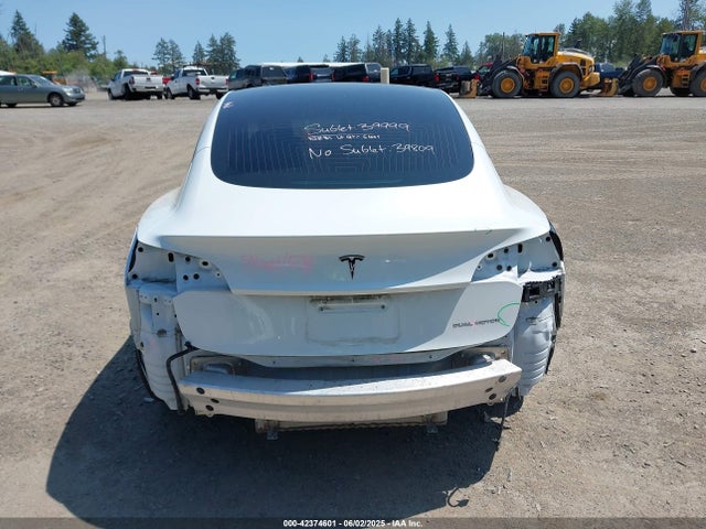5YJ3E1EB0LF741639 Tesla 2020
