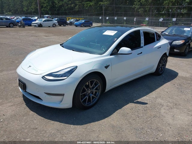 5YJ3E1EB0LF741639 Tesla 2020