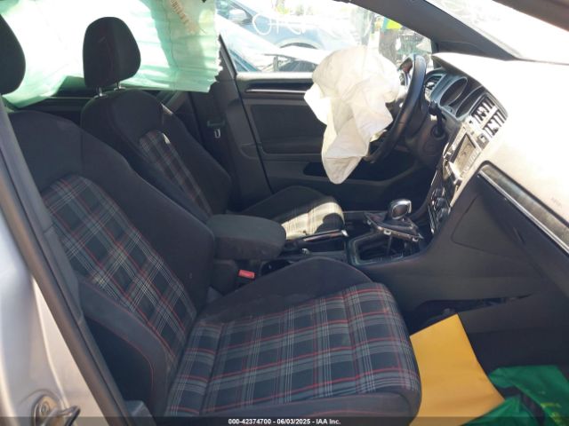 2017 VOLKSWAGEN GOLF GTI 3VW447AU8HM024102 Photo 4