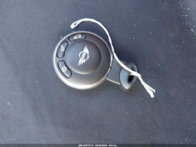 2015 MINI COOPER WMWZC5C56FWM19704 Photo 10