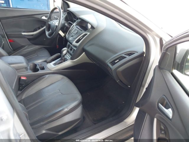 1FADP3K24EL443910 Ford FOCUS SE