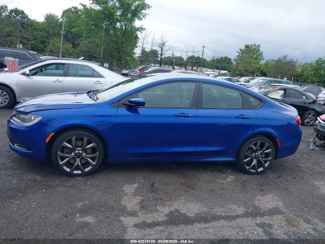 1C3CCCDG3GN110510 Chrysler 200 S
