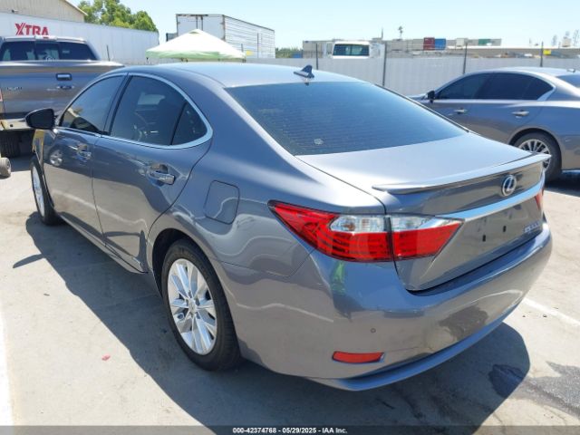 2013 LEXUS ES 300H JTHBW1GG5D2028515 Photo 2