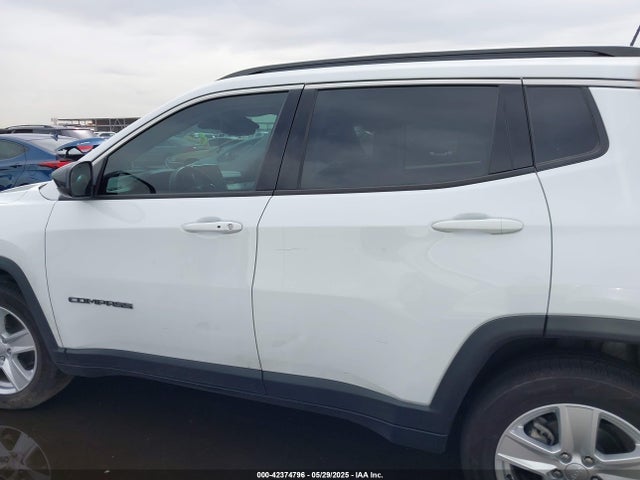 Jeep Compass Latitude 4x4 2022 3C4NJDBB6NT115950 Image 14