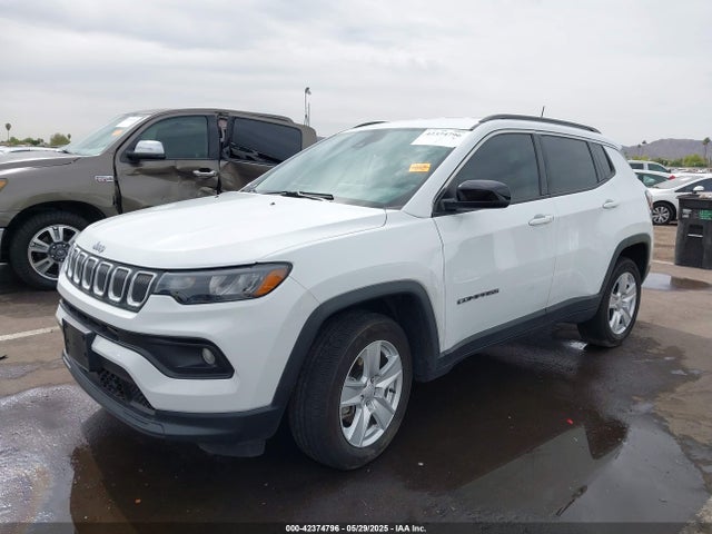 Jeep Compass Latitude 4x4 2022 3C4NJDBB6NT115950 Image 2