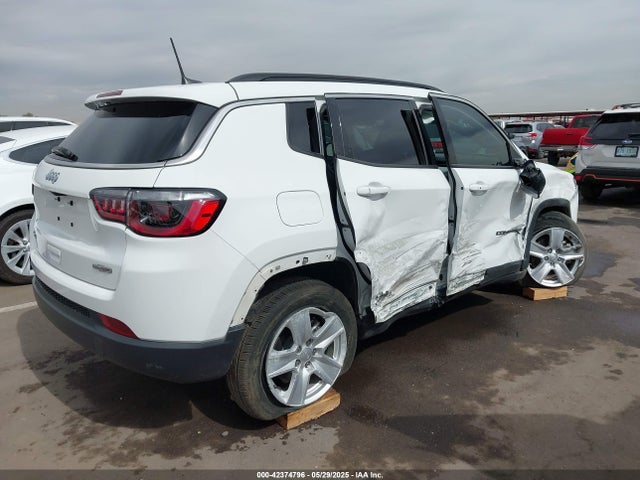Jeep Compass Latitude 4x4 2022 3C4NJDBB6NT115950 Image 4