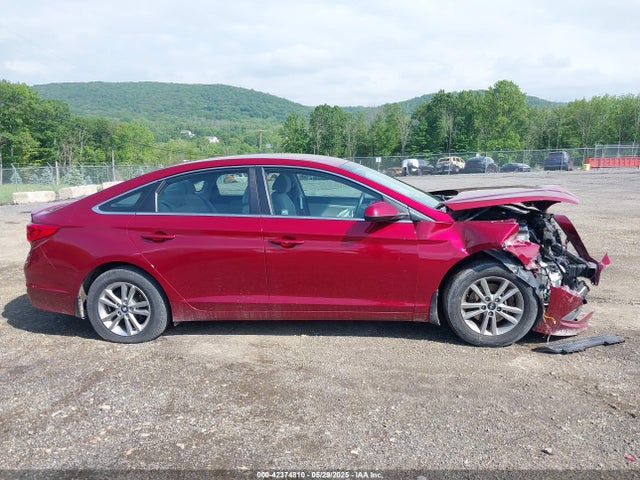 Hyundai SONATA SE 2016 5NPE24AF4GH433425 Image 14