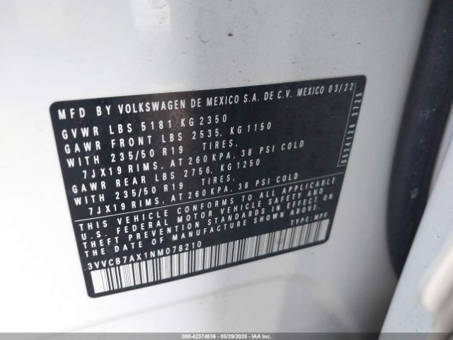 3VVCB7AX1NM078210 Volkswagen Tiguan