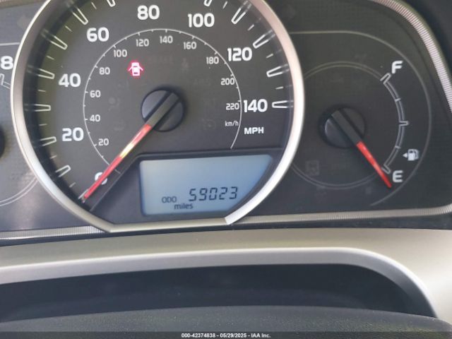 JTMZFREV7FJ047981 Toyota RAV4 LE