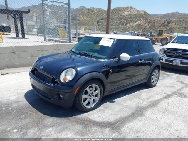2008 MINI COOPER WMWMF33528TT64971 Photo 1