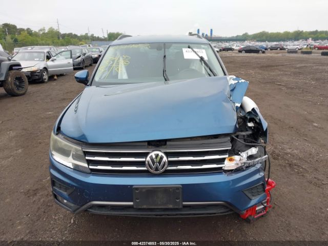 3VV2B7AX9JM020223 Volkswagen Tiguan 2.0t Se/2.0t Sel