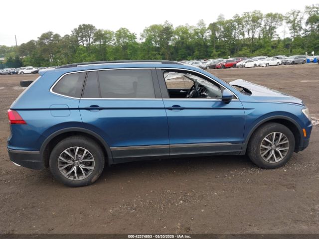 3VV2B7AX9JM020223 Volkswagen Tiguan 2.0t Se/2.0t Sel
