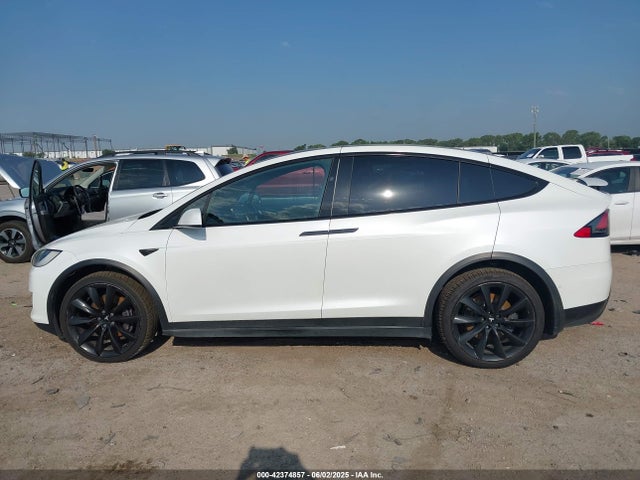 Tesla 2017 2017 5YJXCDE28HF068308 Image 15