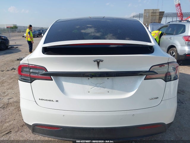 Tesla 2017 2017 5YJXCDE28HF068308 Image 17