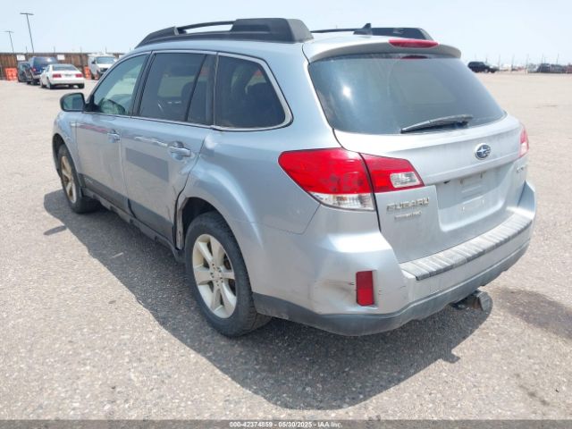 4S4BRCEC8E3300020 Subaru Outback 2.5i Premium