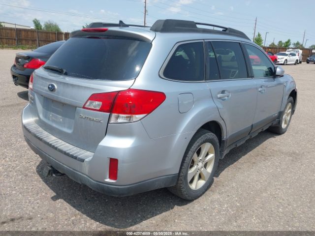 4S4BRCEC8E3300020 Subaru Outback 2.5i Premium