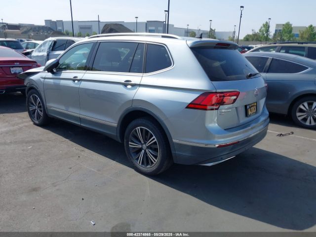 2019 VOLKSWAGEN TIGUAN 3VV3B7AX2KM118001 Photo 2