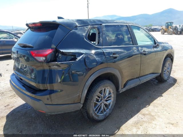 5N1BT3AB1RC757658 Nissan Rogue S Intelligent Awd