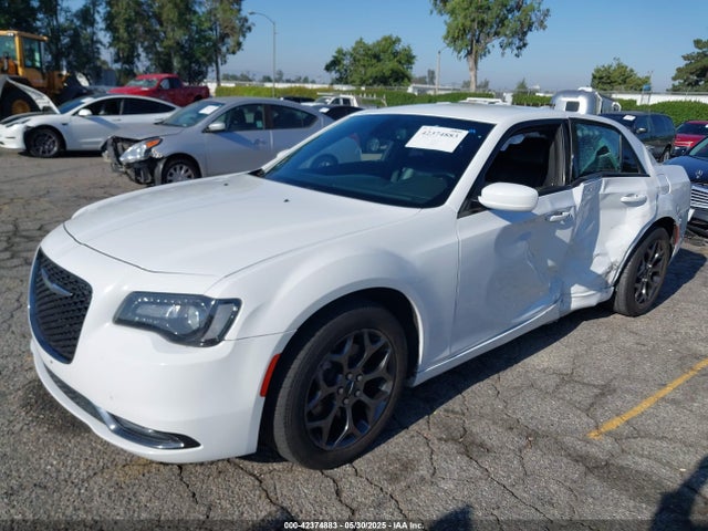 2C3CCAGG1JH267517 Chrysler 2018