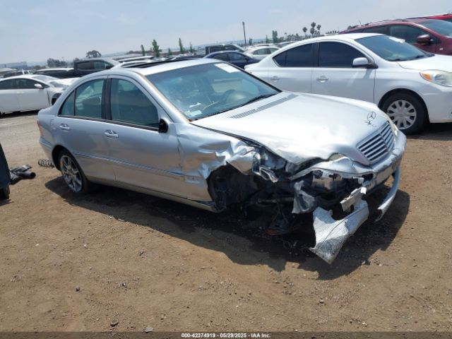 2003 MERCEDES-BENZ C 240 WDBRF61JX3E014283