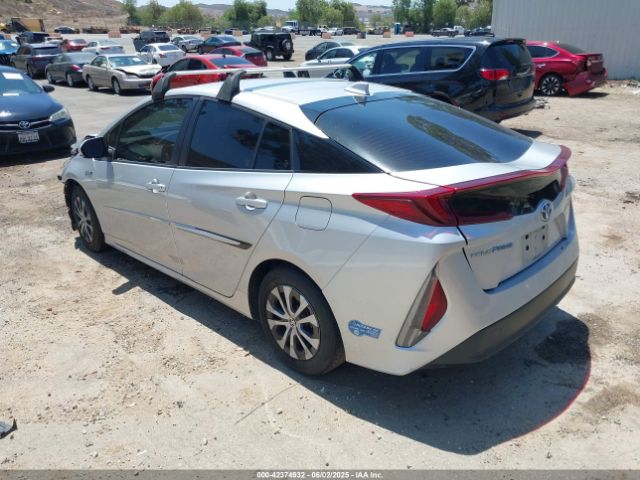 2022 TOYOTA PRIUS PRIME JTDKAMFP0N3204255 Photo 2