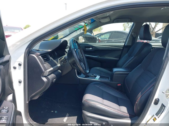 4T1BF1FK4HU377694 Toyota CAMRY SE