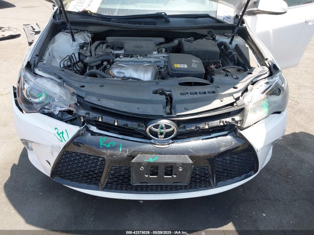 4T1BF1FK4HU377694 Toyota CAMRY SE
