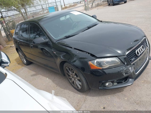 2011 AUDI A3 WAUMFAFM4BA163177 Photo 0
