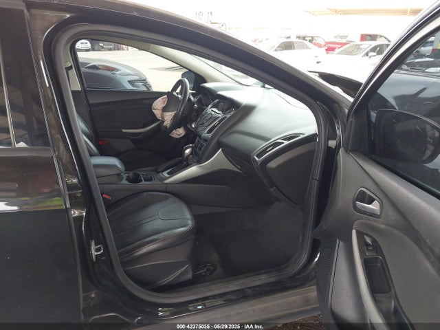 Ford 2014 2014 1FADP3F29EL224872 Image 5