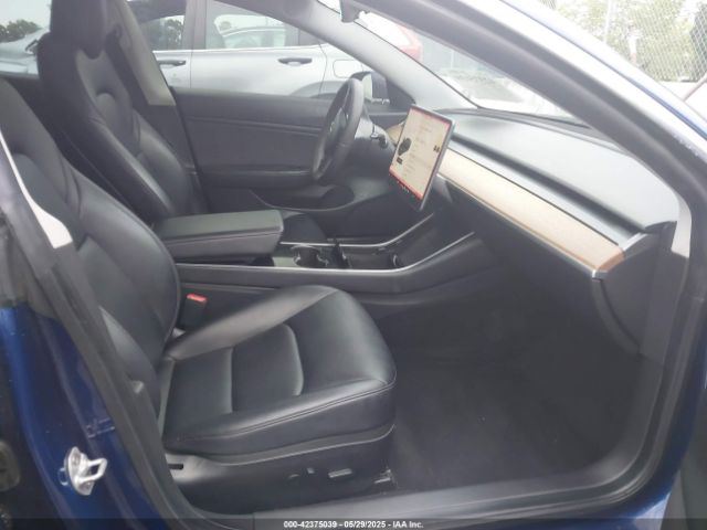 5YJ3E1EC3LF648042 Tesla MODEL 3