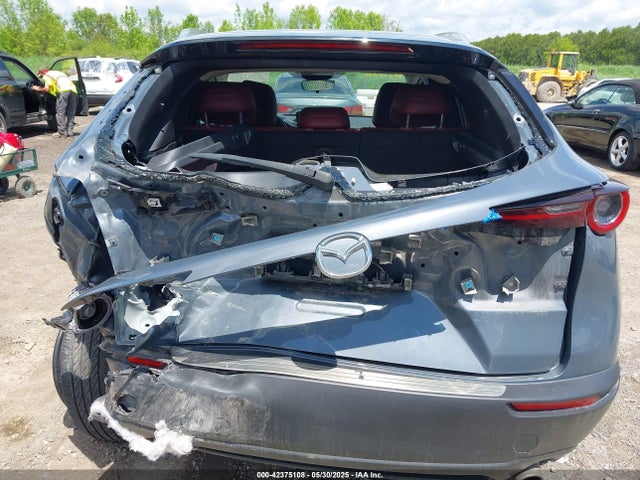 3MVDMBCL8NM409034 Mazda Cx-30 Carbon Edition