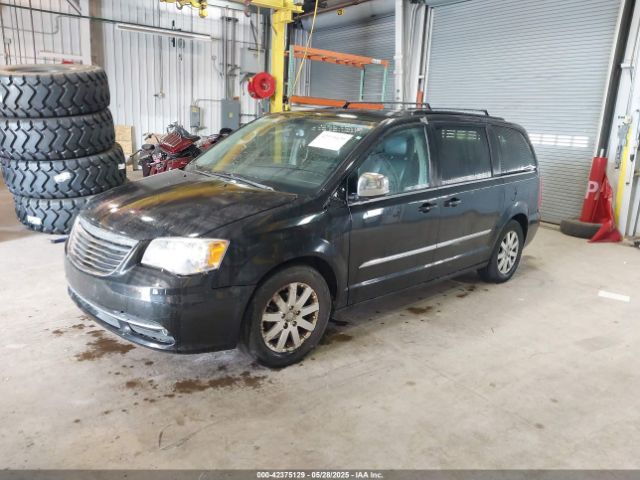 2011 CHRYSLER TOWN & COUNTRY 2A4RR8DG5BR746207 Photo 1