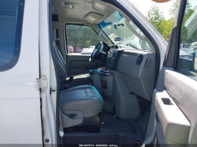 1FTNE2EW2EDA18970 Ford E-250 Commercial