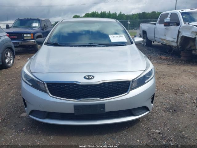 3KPFK4A70JE193265 KIA FORTE LX