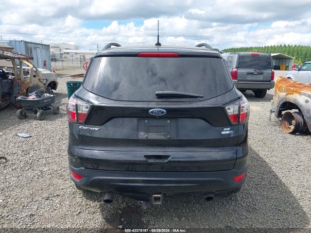 1FMCU9G9XHUD59608 Ford 2017