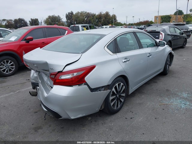 1N4AL3APXJC145996 Nissan 2018