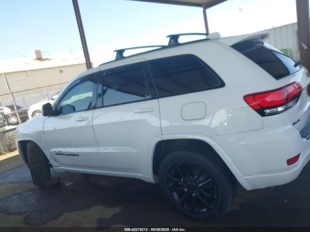 1C4RJFAG5JC303228 Jeep 2018