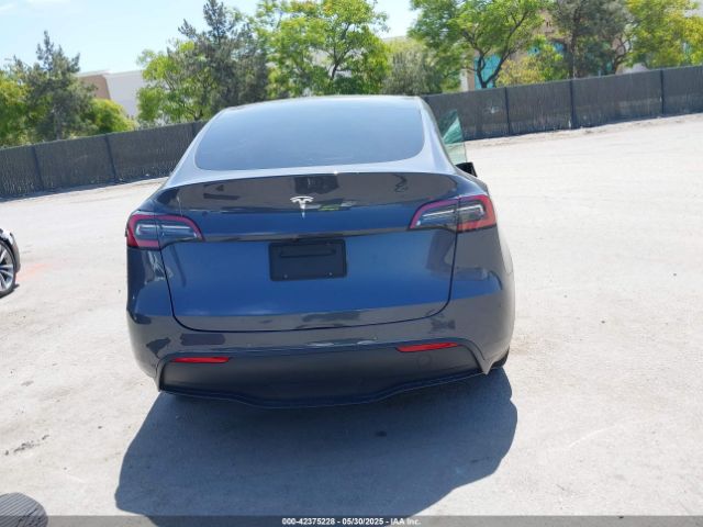 7SAYGDEEXNF351701 Tesla Model Y