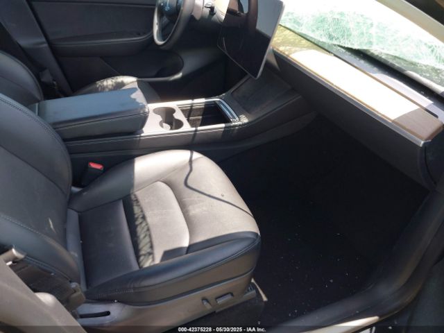 2022 TESLA MODEL Y 7SAYGDEEXNF351701 Photo 4