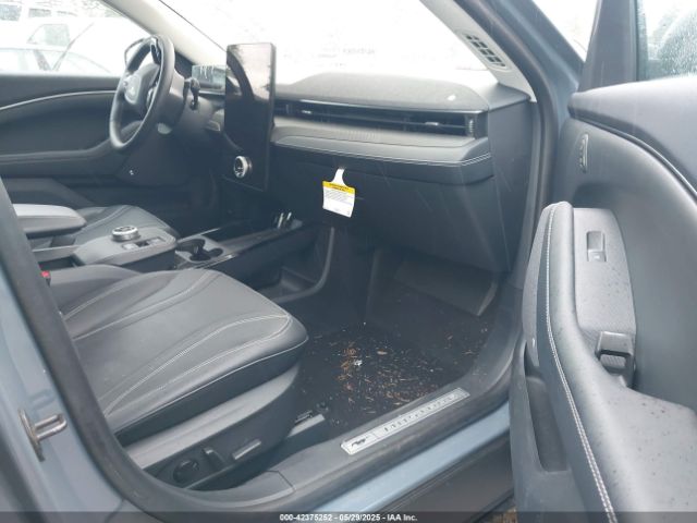 3FMTK3S51PMA84141 Ford Mustang Mach-e Premium