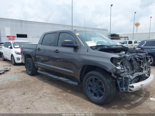 2017 TOYOTA TUNDRA 5TFEM5F12HX113541 Photo 0