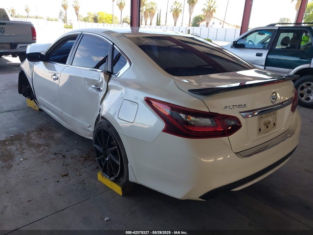 1N4AL3AP8HC223279 Nissan Altima 2.5 Sr