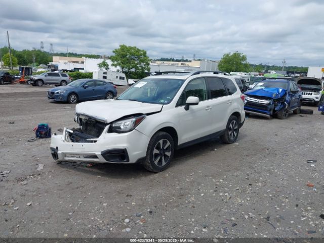 2017 SUBARU FORESTER JF2SJARC3HH523276 Photo 1