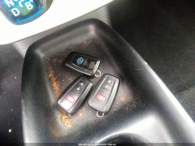 JTDKBRFU8G3008583 Toyota Prius Two